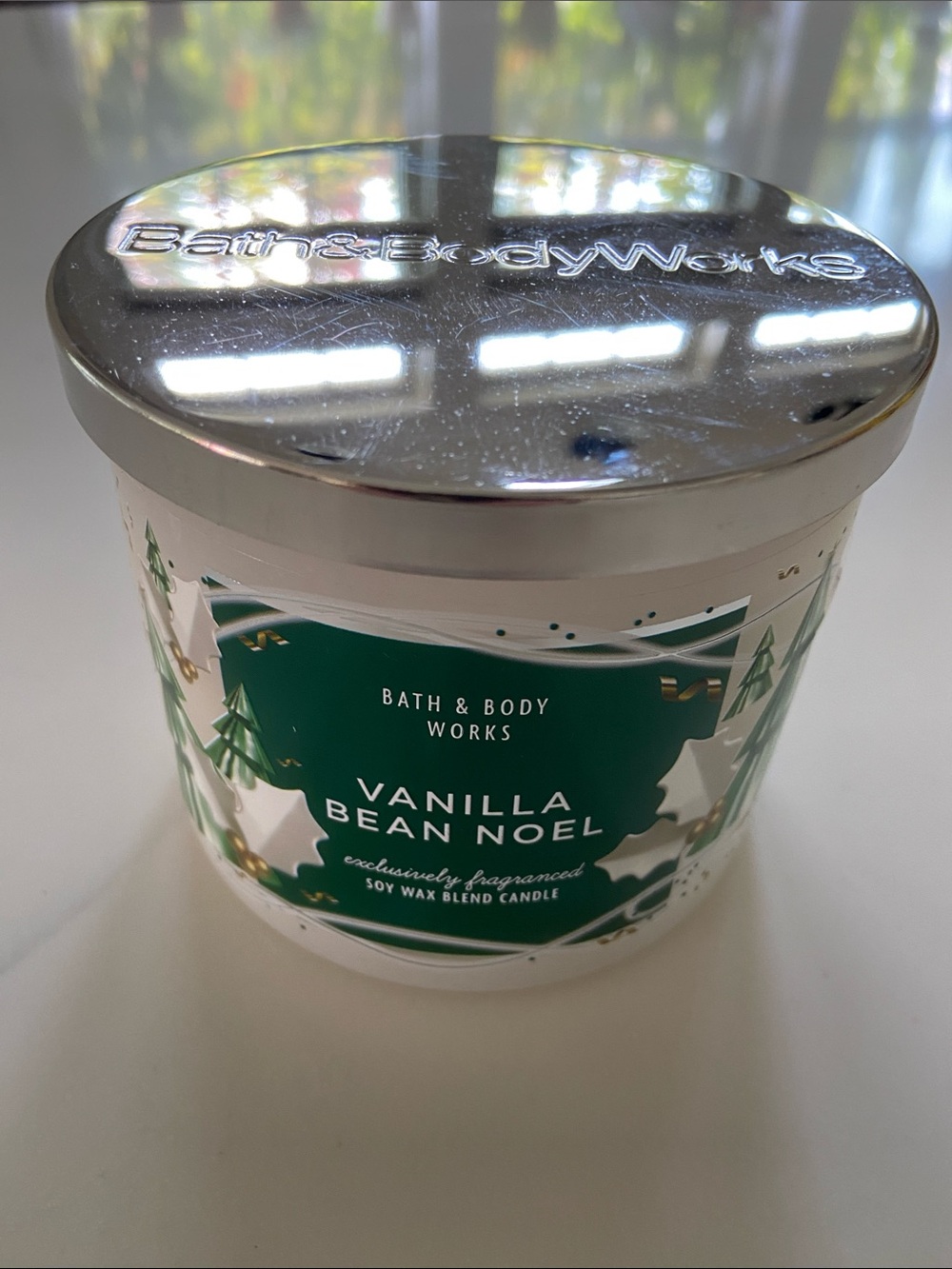 Bath & Body Works Vanilla Bean Noel Candle - Green & Silver